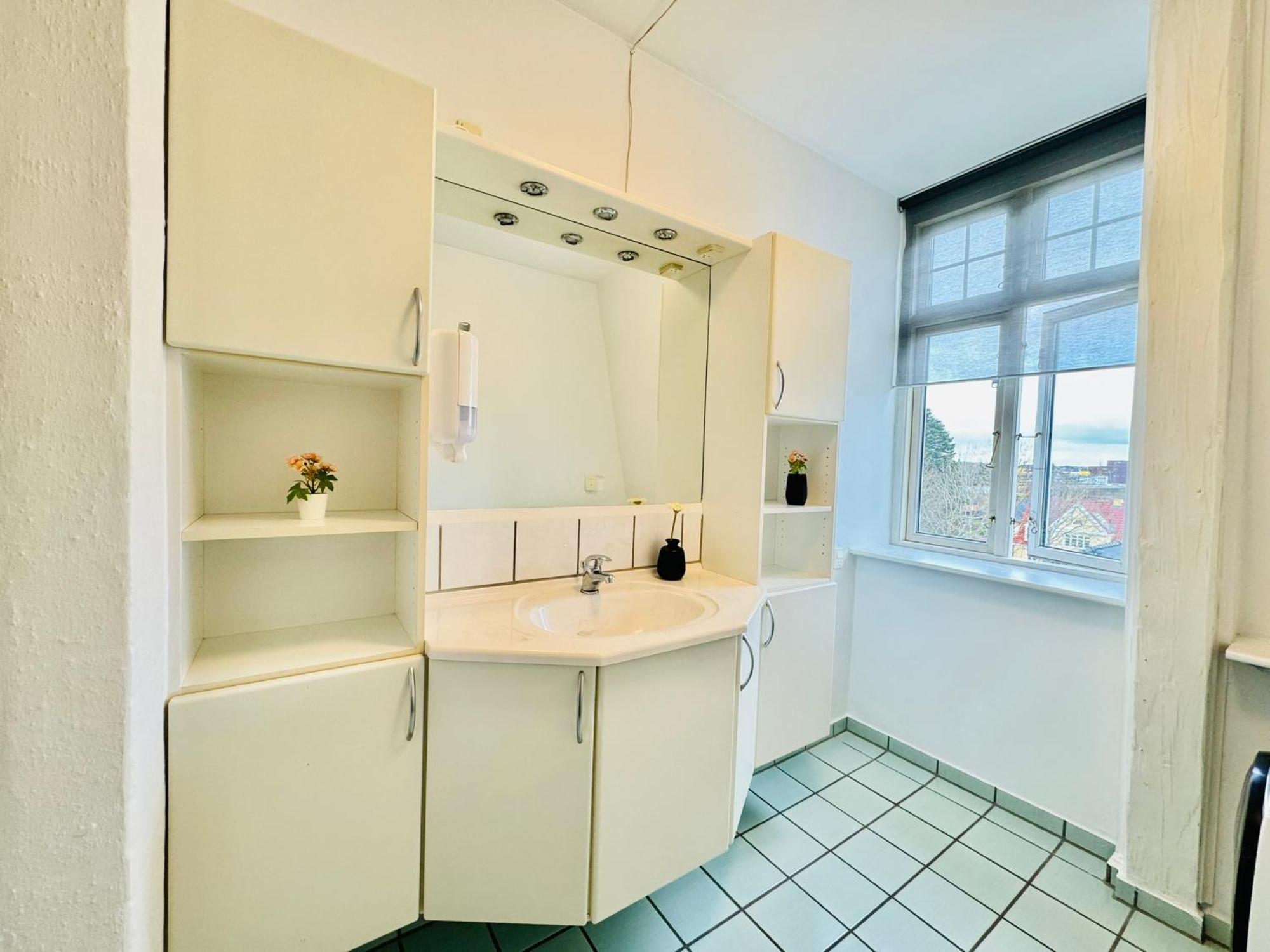Aday - Villa Firenze - 2 Bedrooms Bright Apartment Aalborg Extérieur photo
